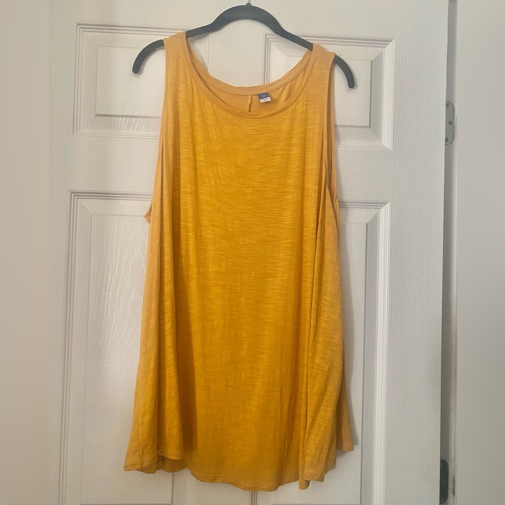 Gold Old Navy Sleeveless top 2X NWT